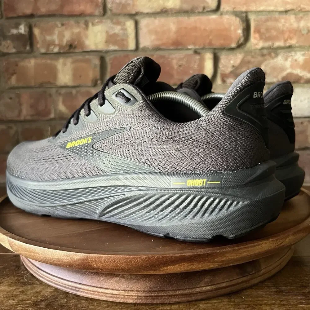 Brooks ghost 17